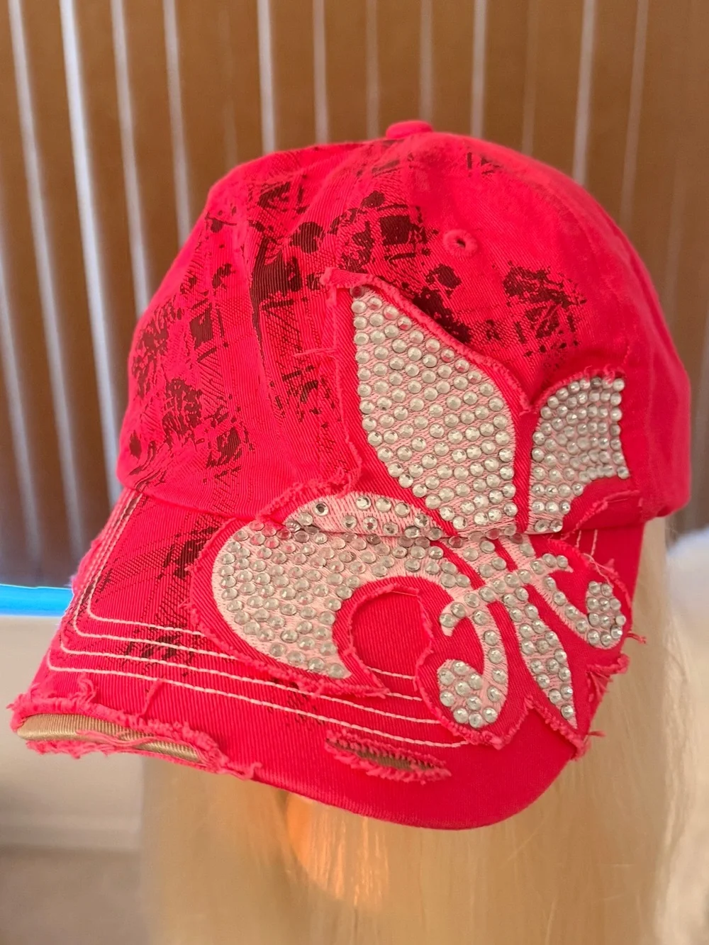 Pink Rhinestone Distressed Fleur-de-Lis Baseball Cap - Picture 1 of 4